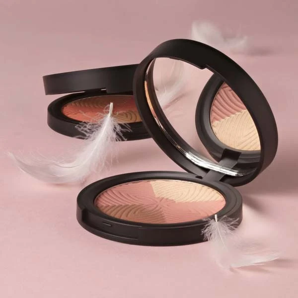 رژگونه برنرز هایلایتر 3in1 ادن