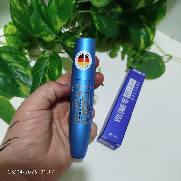 ریمل بل آبی حجم دهنده و پرپشت کننده مژه
