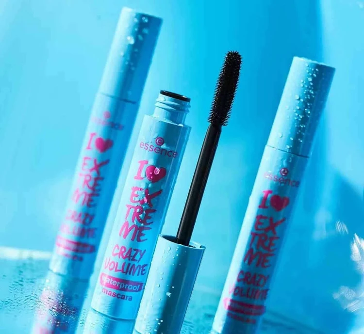 ریمل حجم دهنده عالی Essence