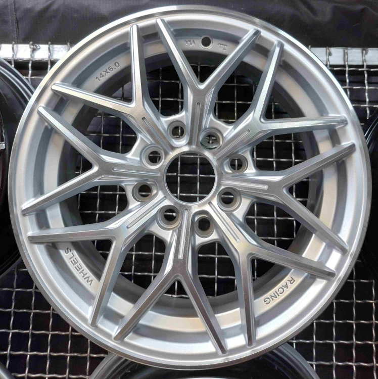 رینگ اسپرت سایز ۱۴×۶ (۱۱۴×۱۰۰×۸) نقره ای Racing کوییک،ساینا