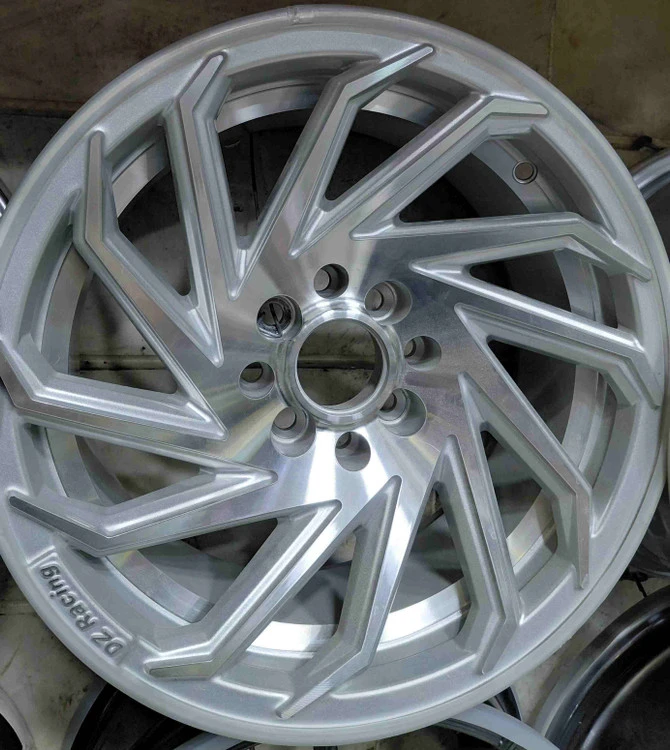 رینگ اسپرت سایز ۱۵×۷ (۱۰۸-۱۰۰×۸) Racing نقره ای