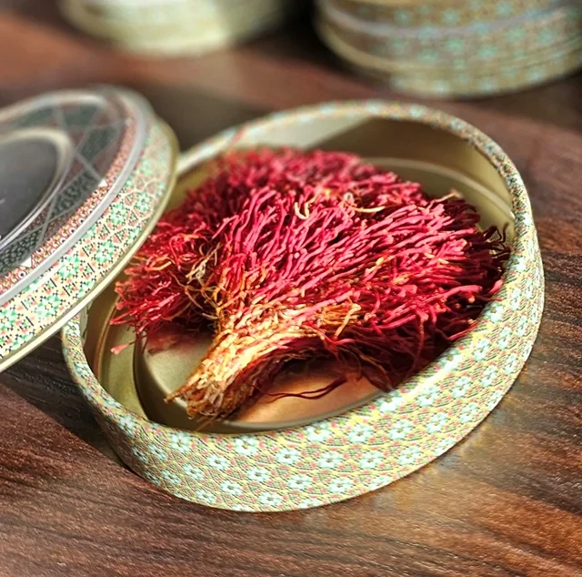 زعفران دسته دختر پیچ