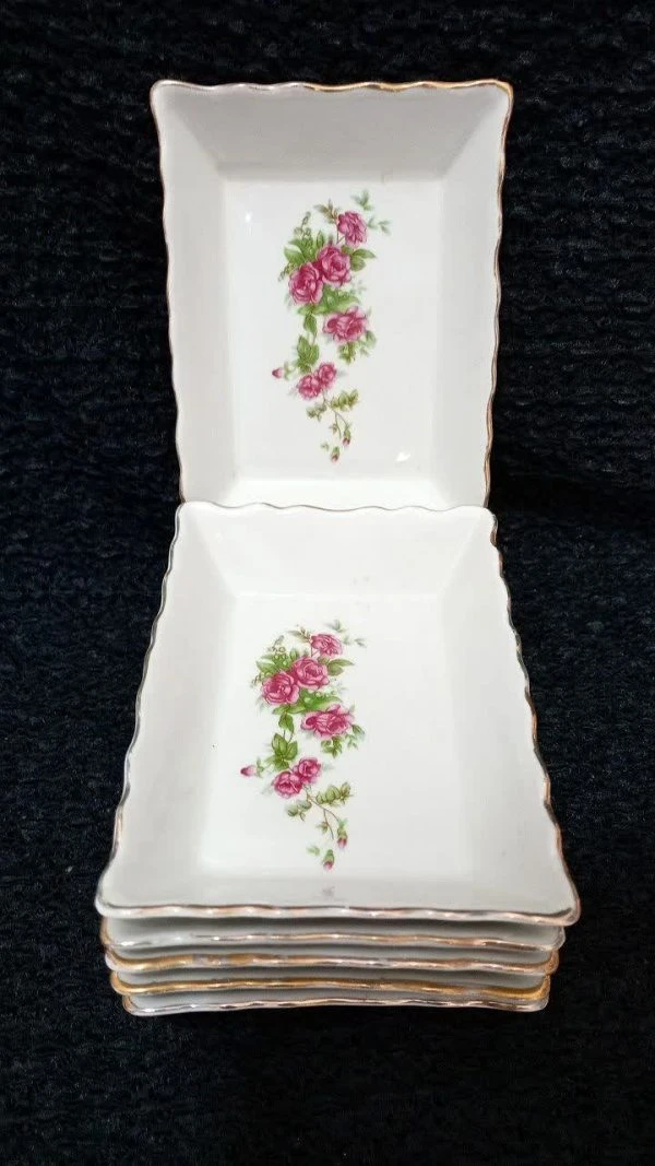 زیرسیگاری یا کره خوری گلسرخی
