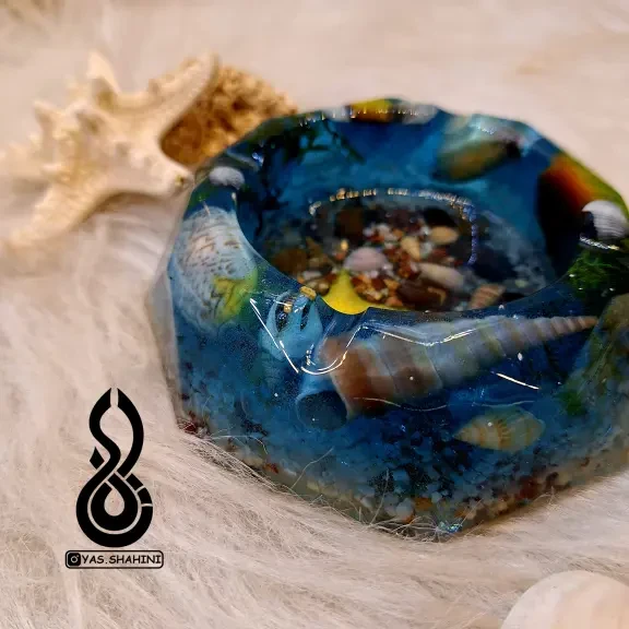 زیرسیگاریی دریایی رزینی