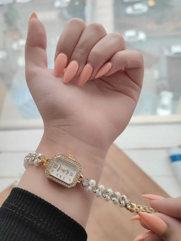 ساعت بند مرواریدی مارک الینا