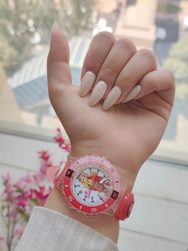 ساعت دخترانه چراغدار باربی
