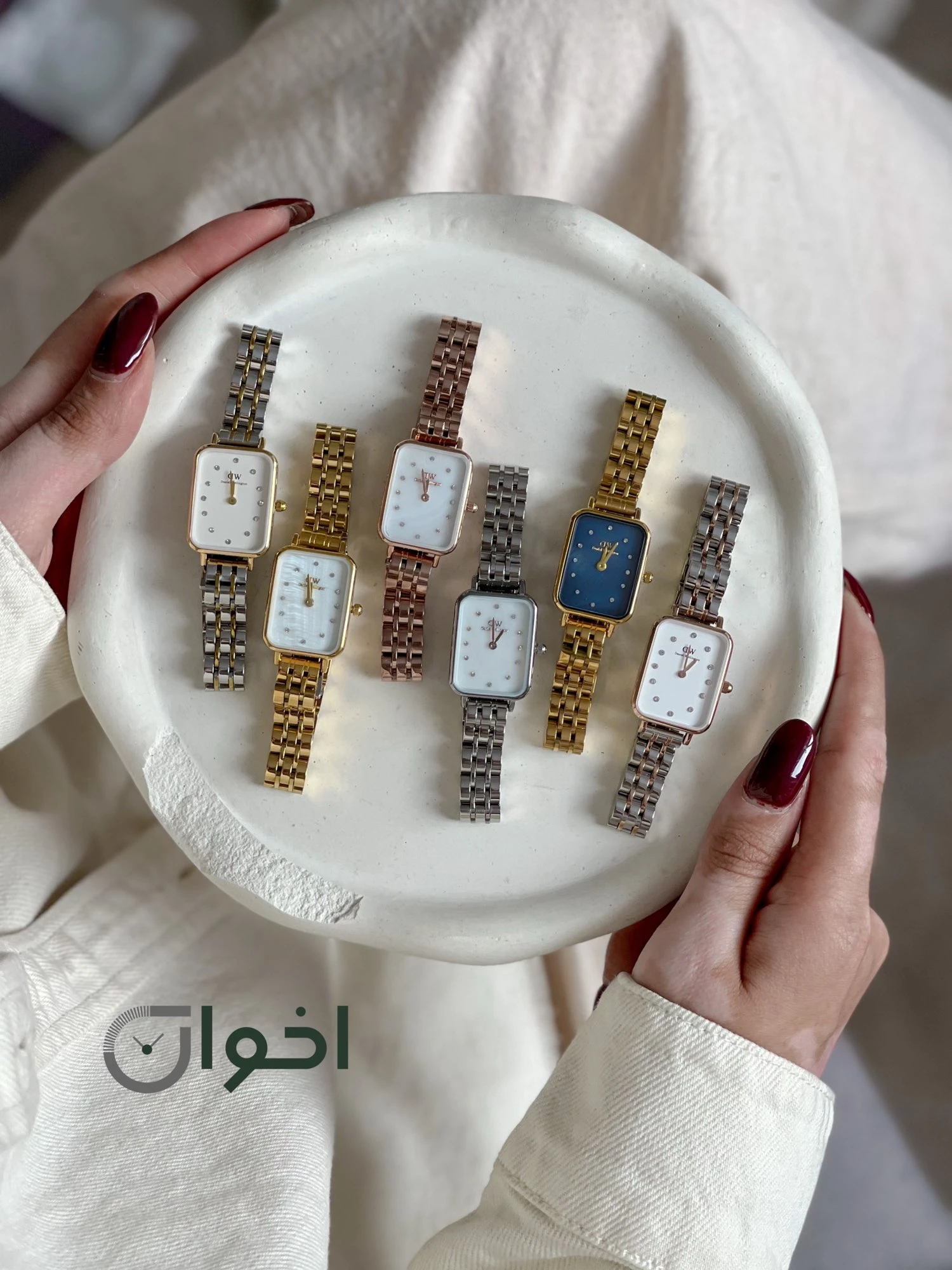 ساعت دنیل ولینگتون مستطیل اصلی