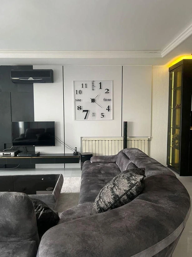 ساعت دیواری شیشه ای مدرن