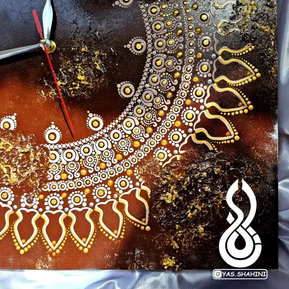 ساعت دیواری پتینه سنتی مربعی