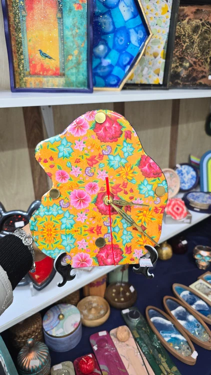 ساعت رومیزی دفرمه (چوب و رزین)