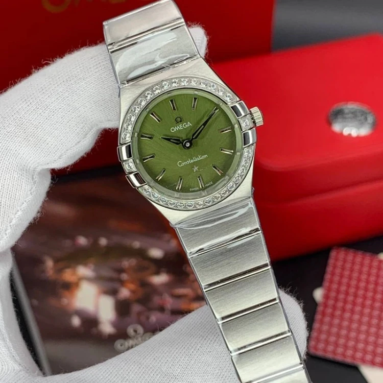 ساعت زنانه امگا کانسلیشن Omega Constellation دور نگین کد06