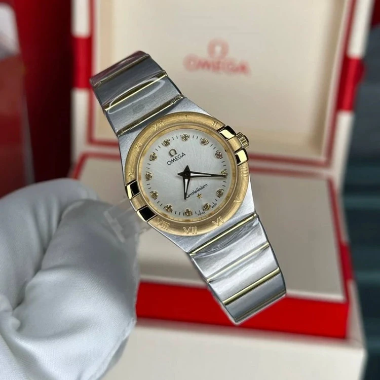 ساعت زنانه امگا کانسلیشن Omega Constellation مستر کوالیتی.رنگ ثابت کد 0032