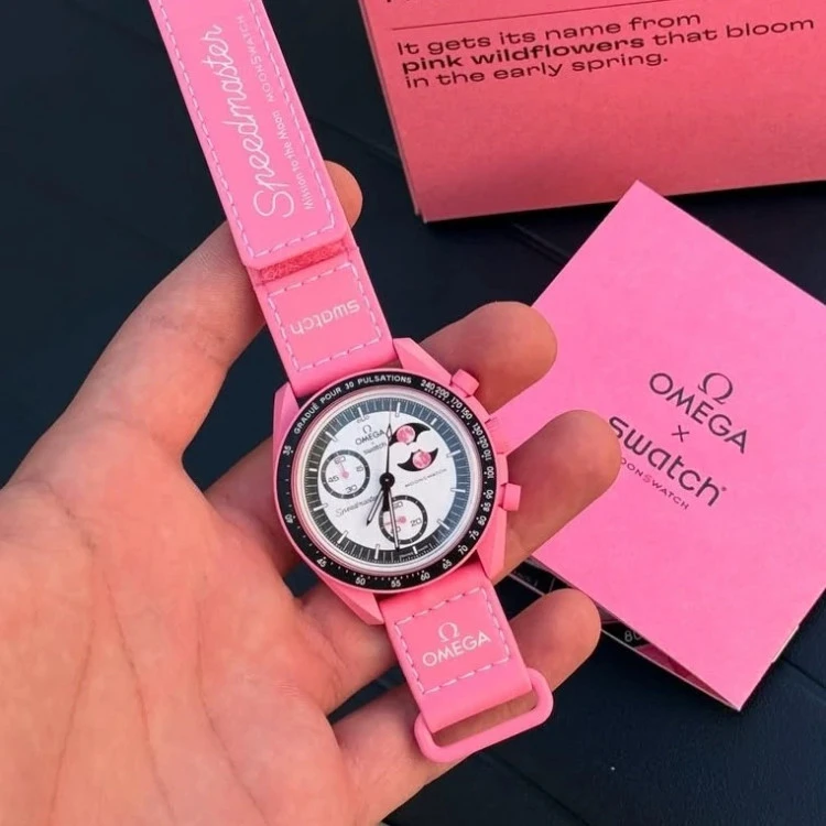 ساعت مچی امگا سواچ صورتی MISSION TO THE PINK MOONPHASE SO33P700