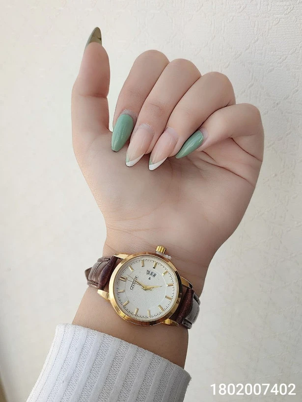 ساعت مچی زنانه سیتیزن بند چرمی