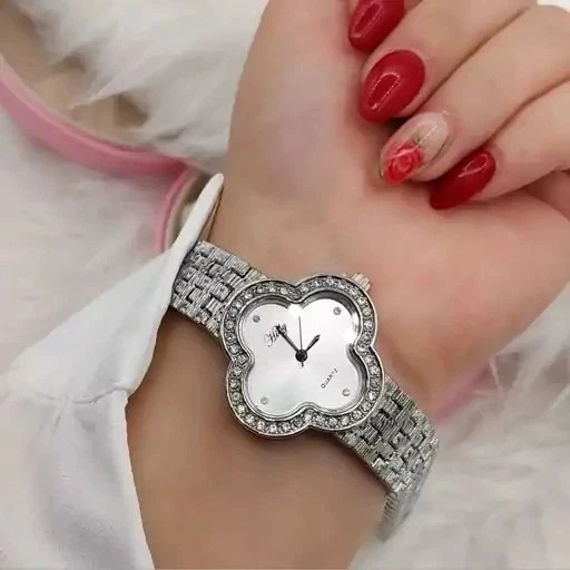 ساعت مچی زنانه ونکلیف طلایی و نقره ای رنگ ثابت+باتری اضافه