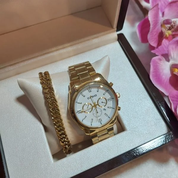 ساعت مچی مردانه کاسیو Casio طرح سه موتور طلایی همراه دستبند کارتیر