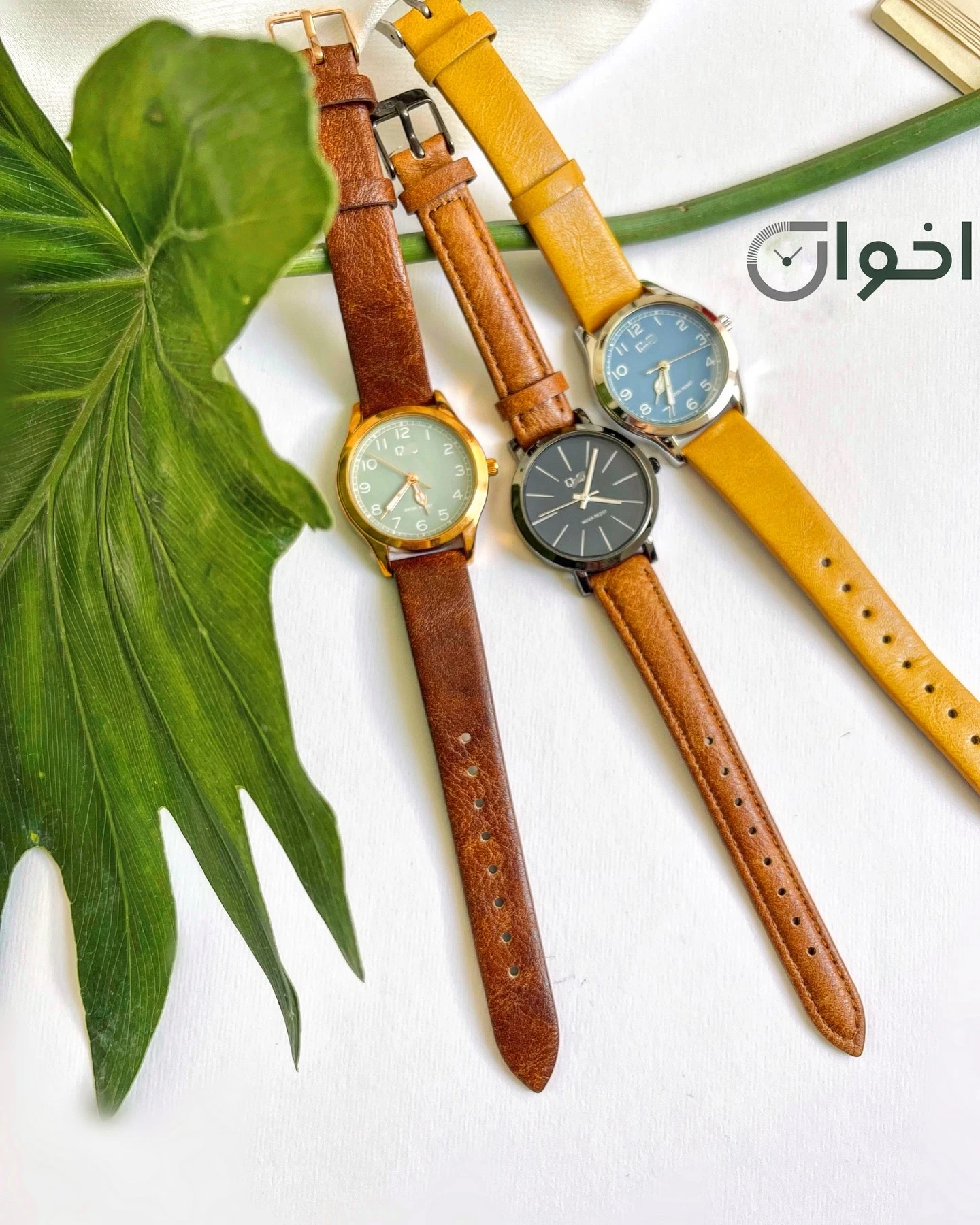 ساعت کیو اند کیو‌ شرکتی چرمی