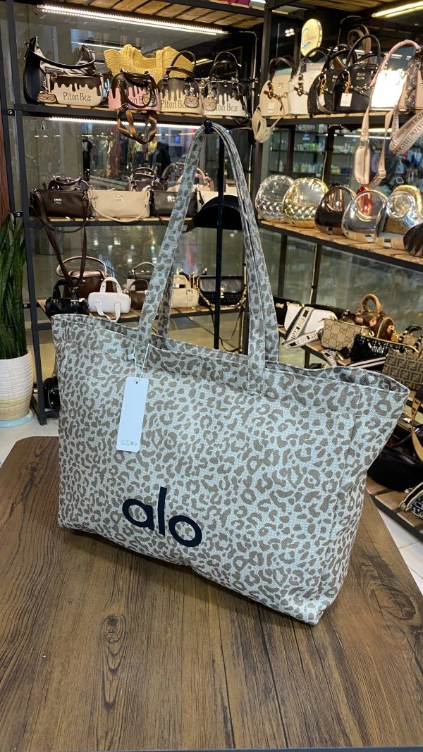 ساک دستیalo پارچه ای پلنگى
