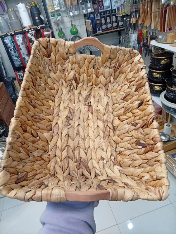 سبد حصیری گود مستطیلی شکل