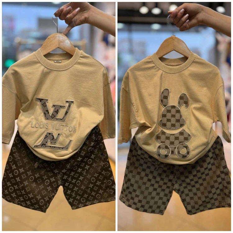 ست بلوز شلوارک اسپرت طرح دار کد ۵۰۹