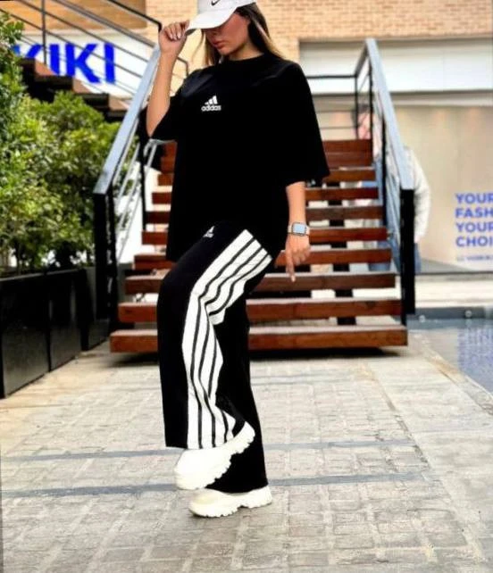 ست تیشرت شلوار زنانه جنس پنبه گلکسی طرح ادیداس ۳خط تک رنگ مشکی