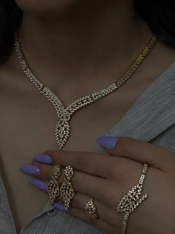 ست جواهراتی طلایی
