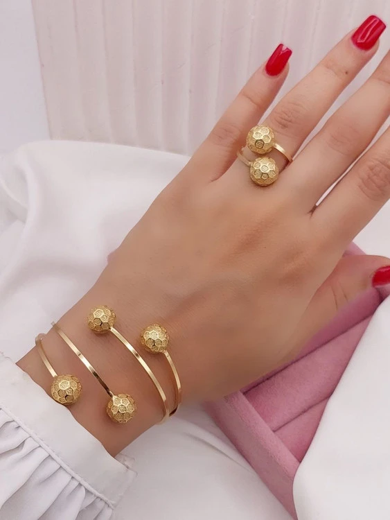 ست دستبند، انگشتر طرح جدید زنانه، مدل توپی، کاملا شبیه طلا، کد1273💍