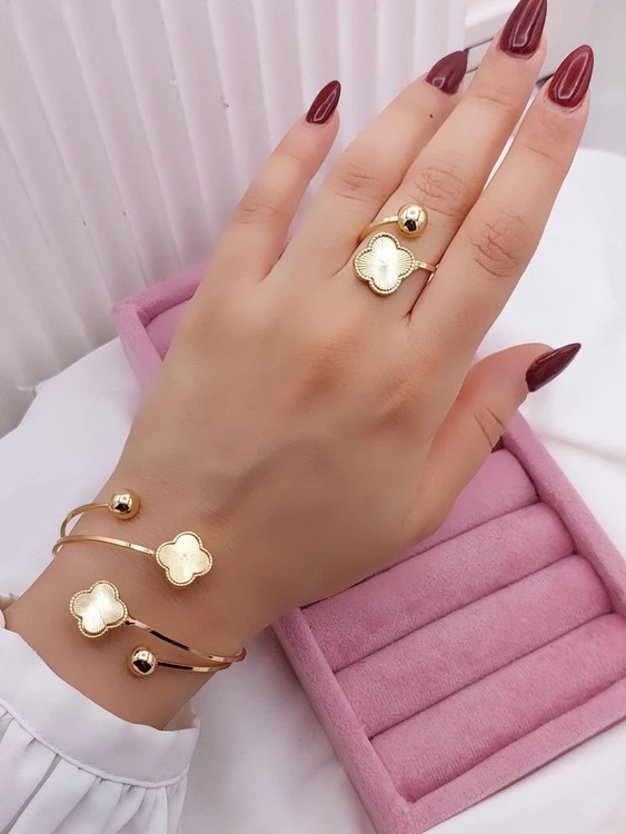 ست دستبند، انگشتر طرح طلای زنانه، مدل ون کلیف، برند مطرحysx💍