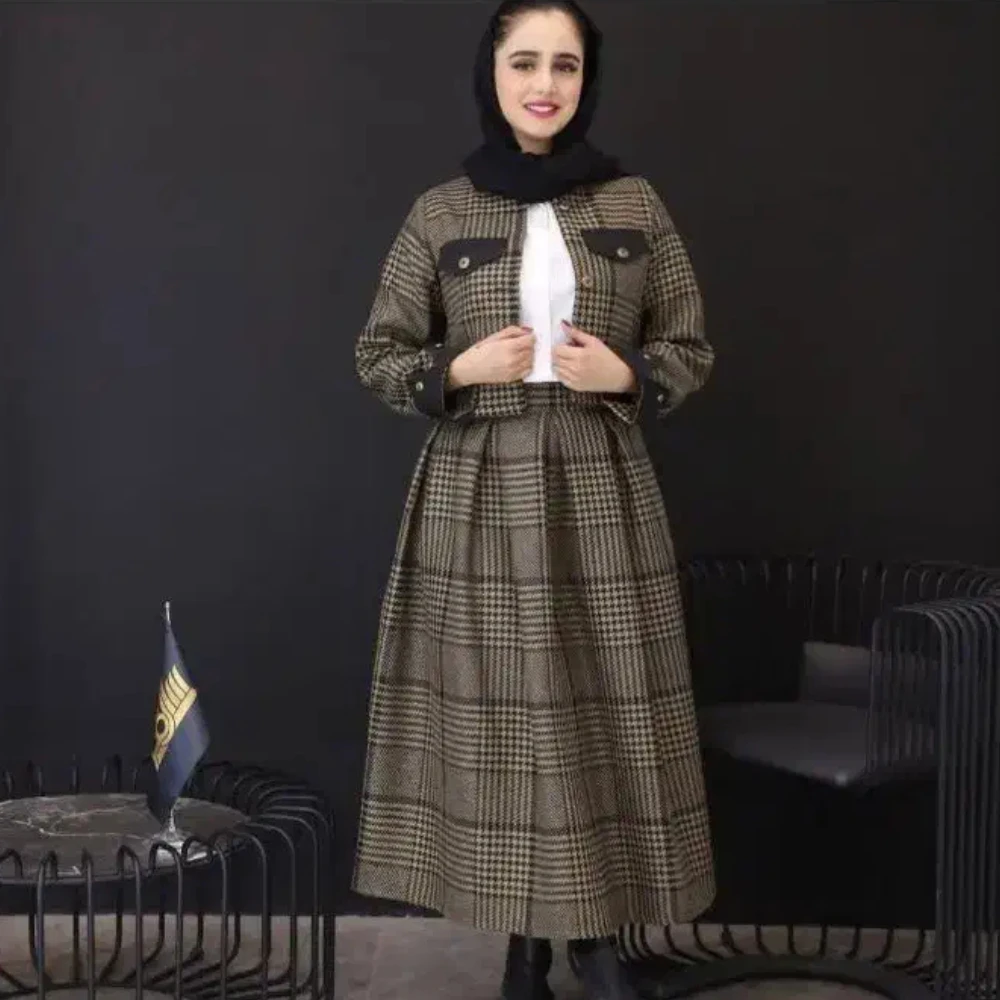 ست دوتیکه کت و دامن یاس_شیکان