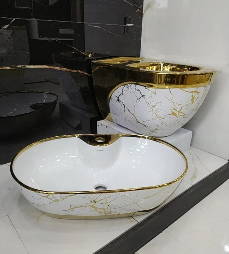 ست فرنگی وال هنگ و رویه کابینتی سفید طلایی کد۱۱۸