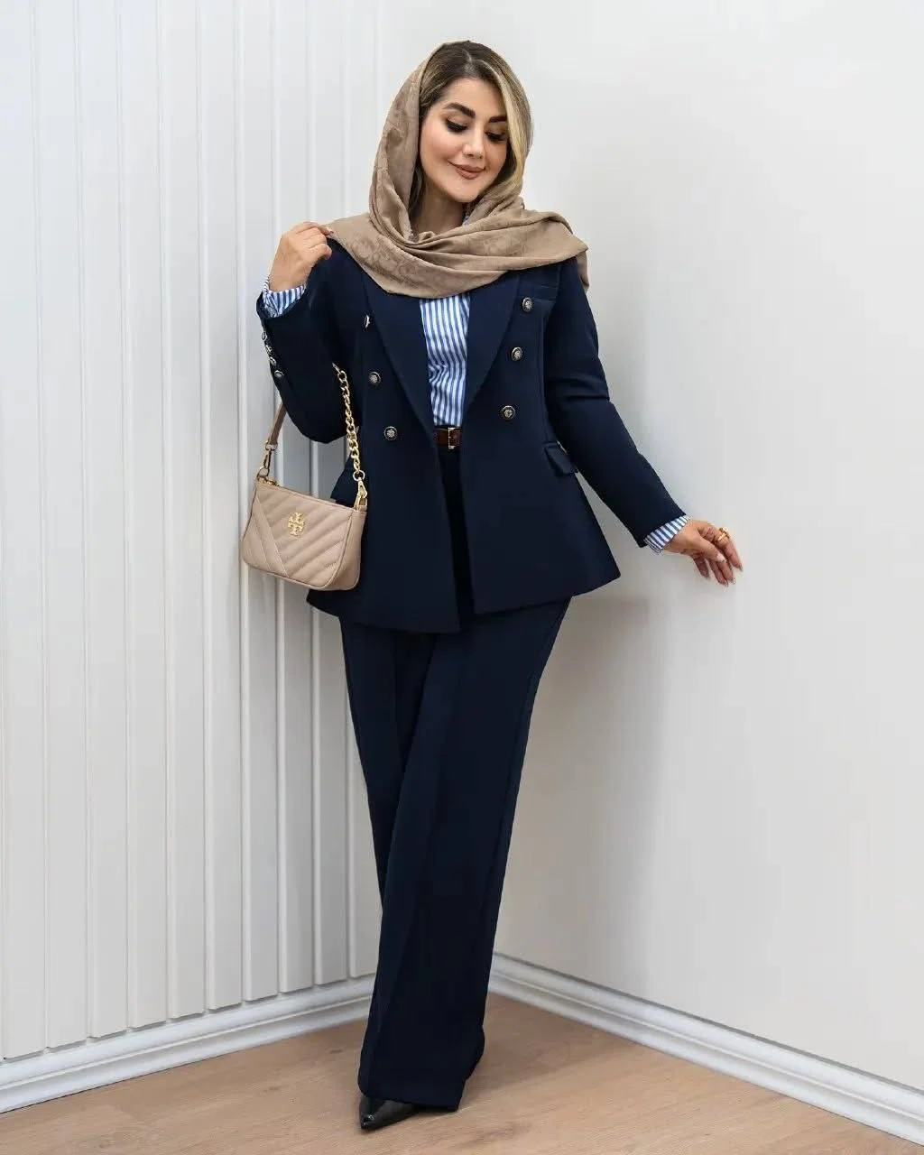 ست کت شلوار زنانه کلاسیک