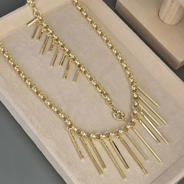 ست گردنبند و دستبند زنانه رنگ طلایی برند my accessory