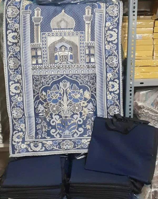 سجاده مسافرتی – سبک، چندمنظوره و همراه معنوی در هر سفر