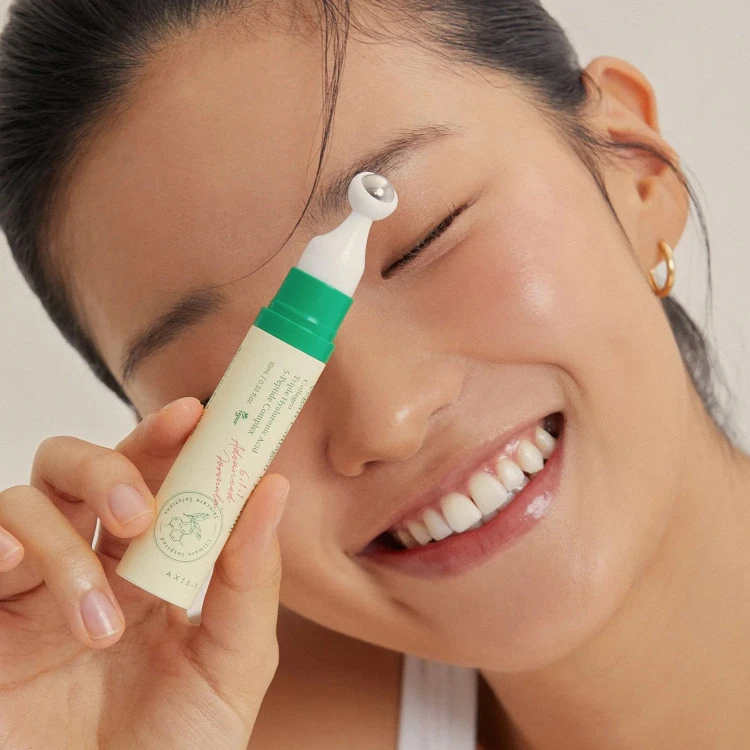 سرم دورچشم AXIS‑Y Vegan Collagen | کلاژن گیاهی، پپتاید و خنک‌کننده با اپلیکاتور فلزی