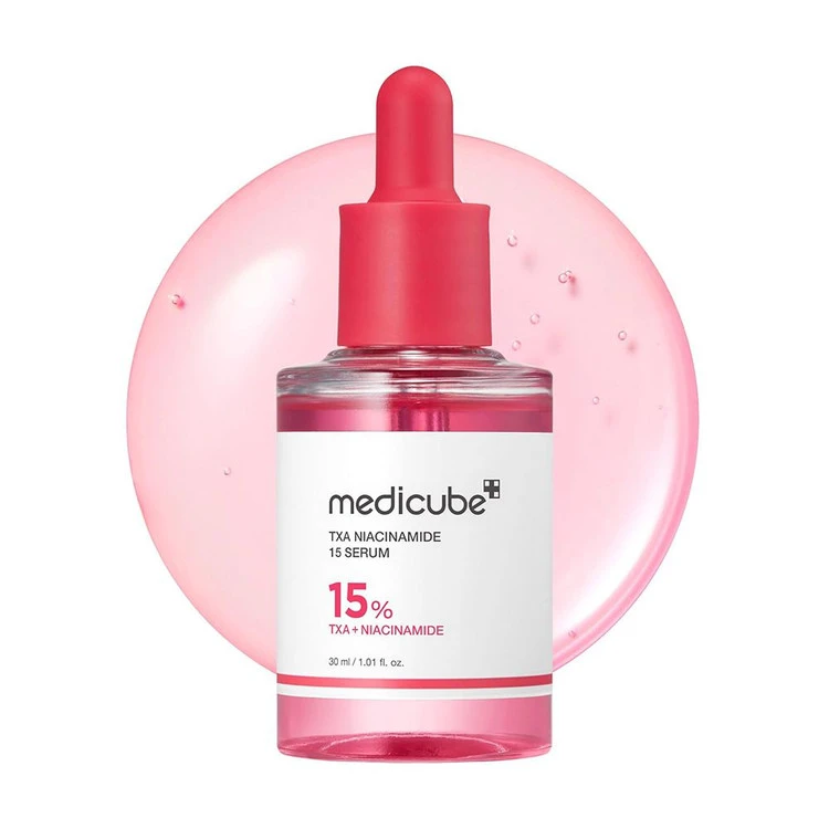 سرم صورت ضد لک نیاسینامید و ترانگزامیک اسید 15% مدی کیوب حجم 30 میل MEDICUBE