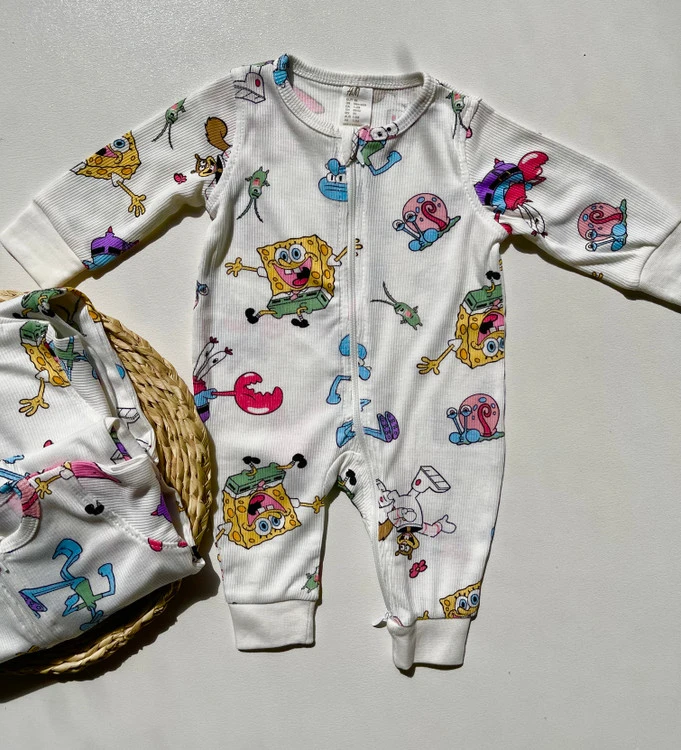سرهمی بچگانه دو زیپ بدون جوراب طرح باب اسفنجی برند H&M
