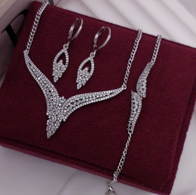سرویس جواهری طرح طلای زنانه، در10مدل جذاب، نگین مخراجکاری، کد1174💍