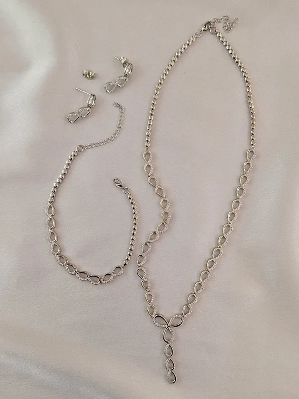 سرویس جواهری گل اشکی آبکاری طلای وارداتی کد 240156