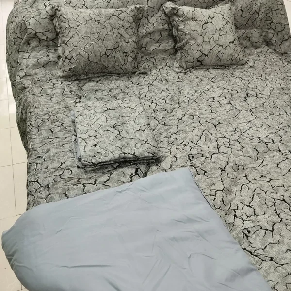 سرویس روتختی دو نفره مخمل 8 تکه – کد E7