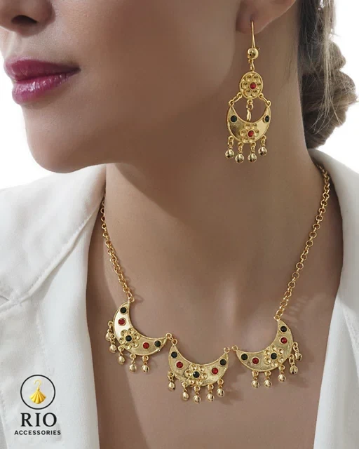 سرویس زیورآلات زنانه طرح سنتی جذاب