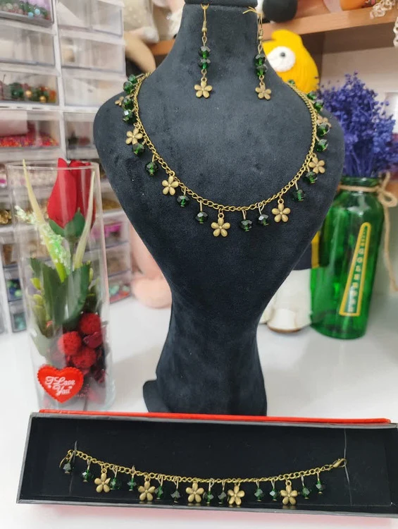 سرویس سبز یلدایی