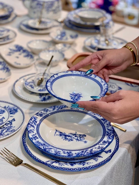 سرویس غذا خوری ۶ نفره ۲۴ پارچه Blue life محصول miss Betty ترکیه