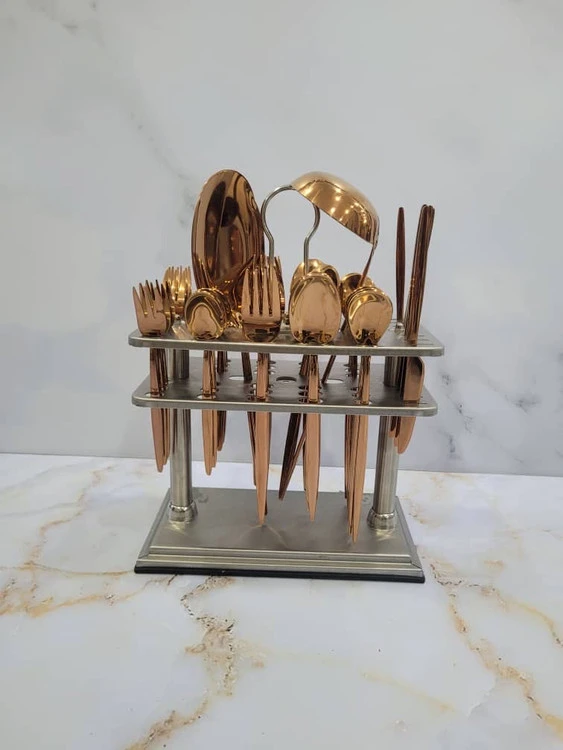 سرویس قاشق و چنگال ۶نفره استند دار. لایف اسمایل . ۳۸ تیکه