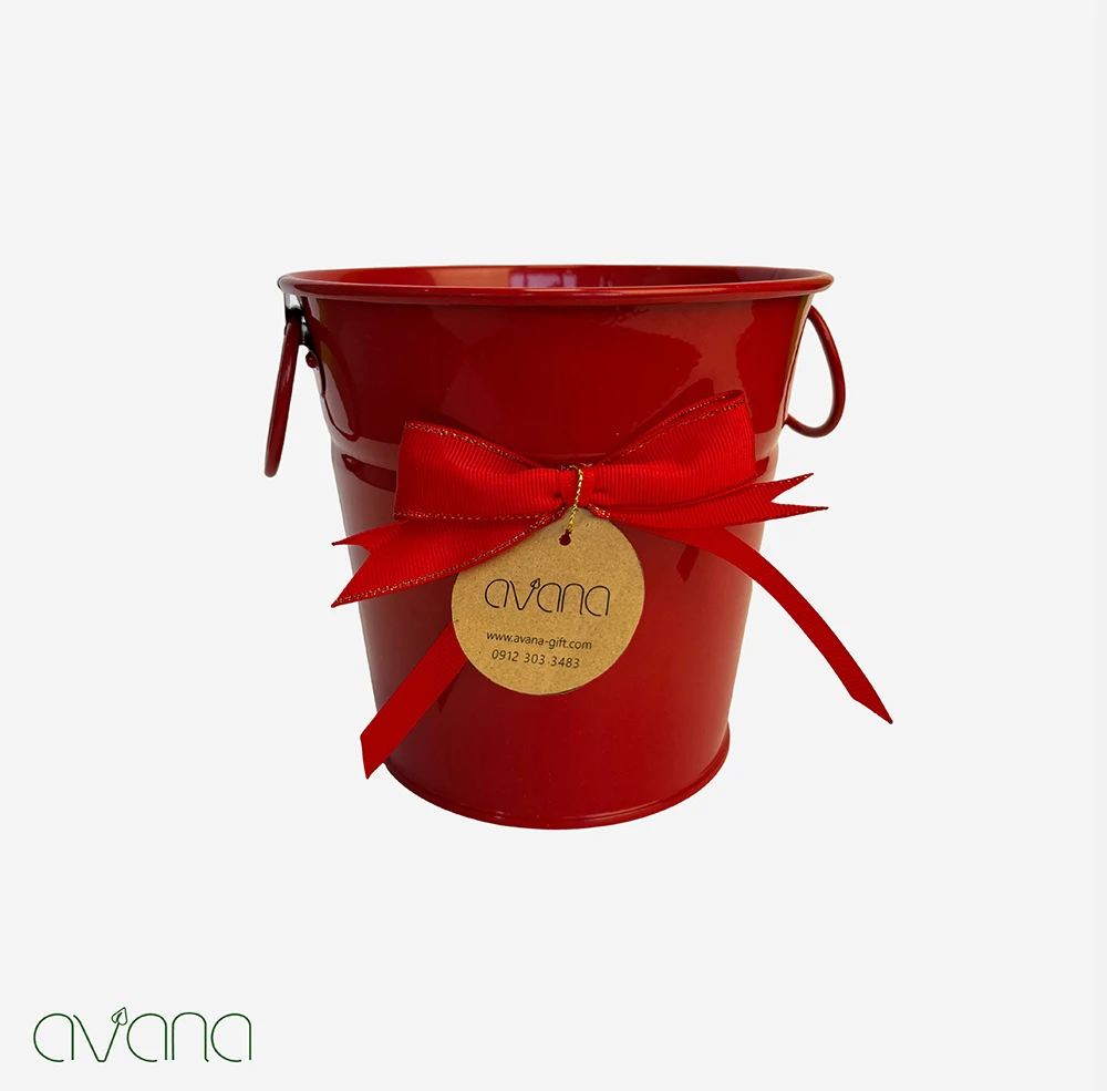 سطل فلزی قرمز
