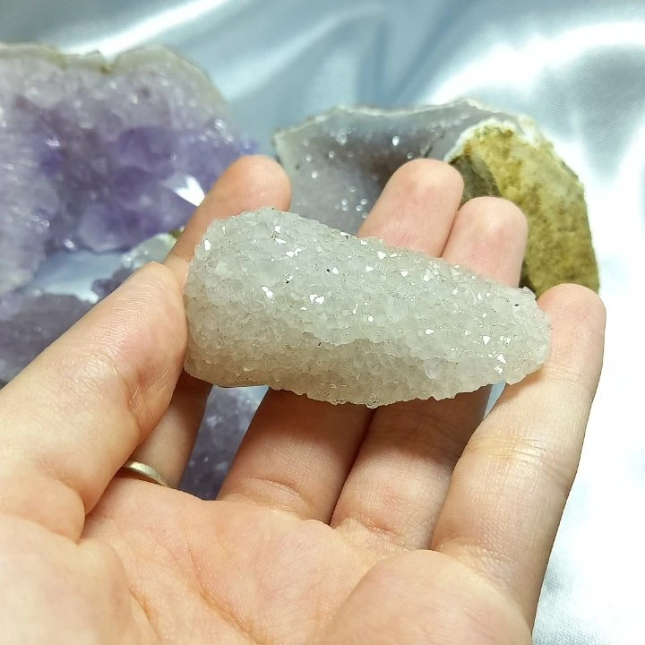 سنگ کوارتز ژئود بدون تراش کاملا طبیعی