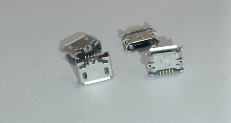سوکت شارژ سونی X10 \ X8 پایه صاف