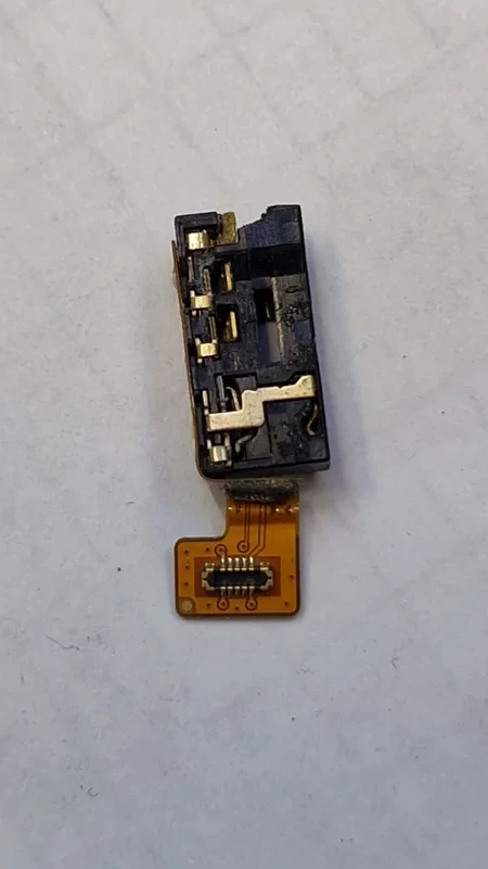 سوکت هنزفری LG K10