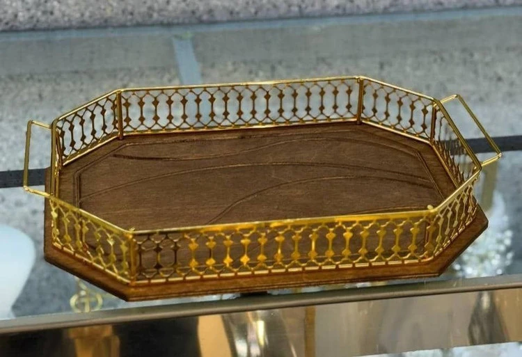 سینی چوبی فریم طلایی