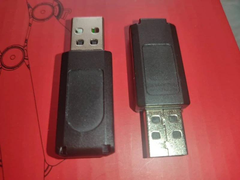 شارژر باتری کوادکوپتر