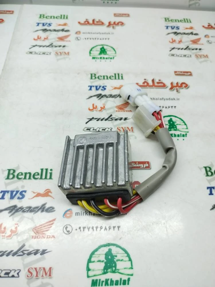 شارژر باطری موتور اپاچی 150 160 180 و tvs نئو و وگو کاربراتوری (درجه 1)